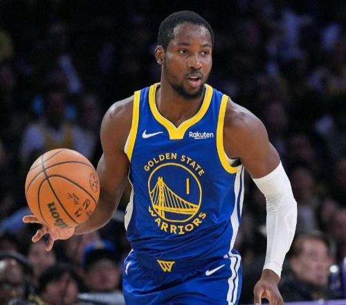 库明加主动申请交易，他和勇士的矛盾不可调和，不会再为勇士效力