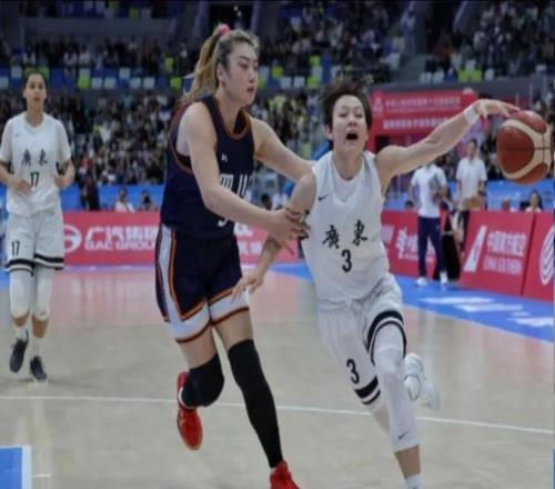 决赛6中1得2分！李梦无缘国家队原因找到了，宫鲁鸣真有先见之明