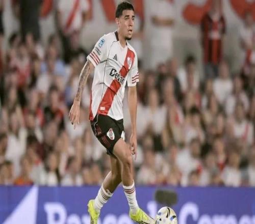 TyC：切尔西与河床正展开深入谈判，未来或可获小妖优先签约权