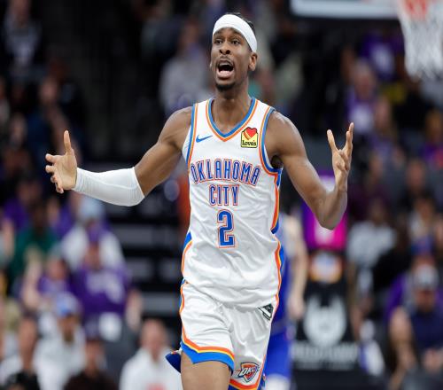 37场打完，雷霆30胜7负，16年的勇士什么战绩差距比想象还大