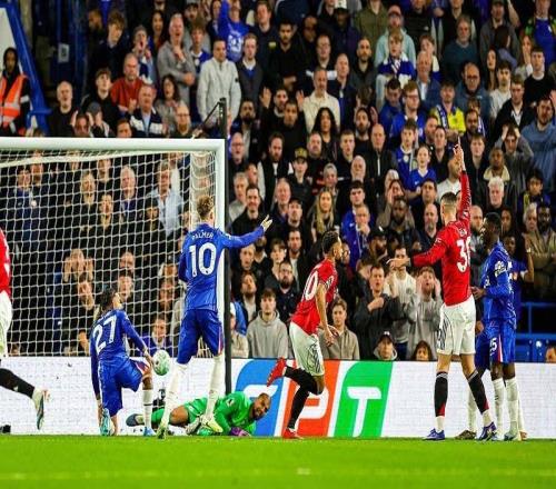 曼联10切尔西送对手四连败