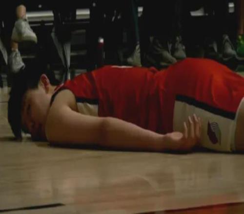 急了，杨瀚森急眼了！14+6打出侵略性一战......