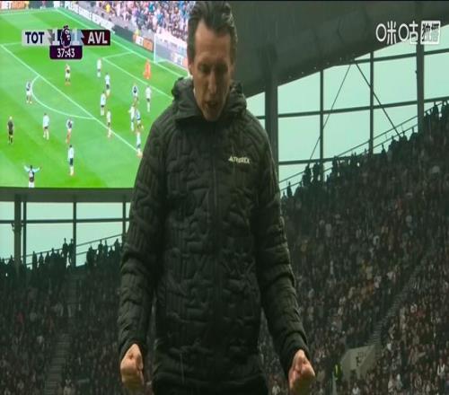 21逆转热刺，维拉触底反弹三连胜！两将连轰世界波大马丁神扑