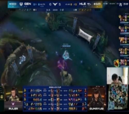 Yagao：这沙皇出装你就学吧，沙漏和冰杖一起出能有伤害吗