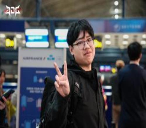 Xiaoxu更新社媒：安全到达巴西，兄弟们先锋赛加油！