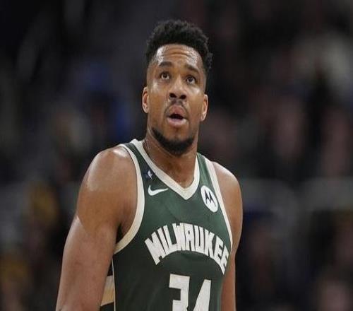 Shams：字母哥多次私下告知球队他认为分道扬镳的时机已到