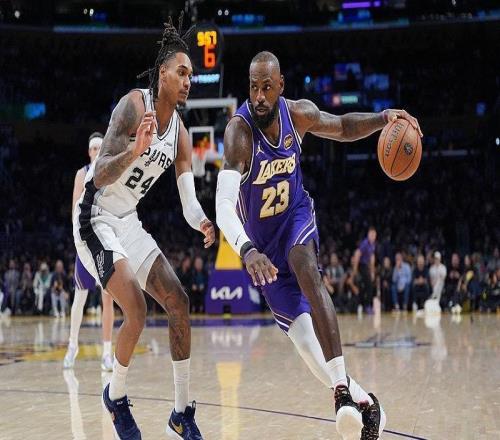 马刺132119胜湖人晋级NBA杯赛四强