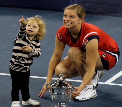 年度妈妈级球员，谁最亮眼