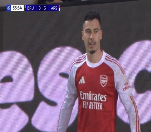 马丁内利连续5场欧冠进球，成9900赛季亨利以来枪手欧战首人