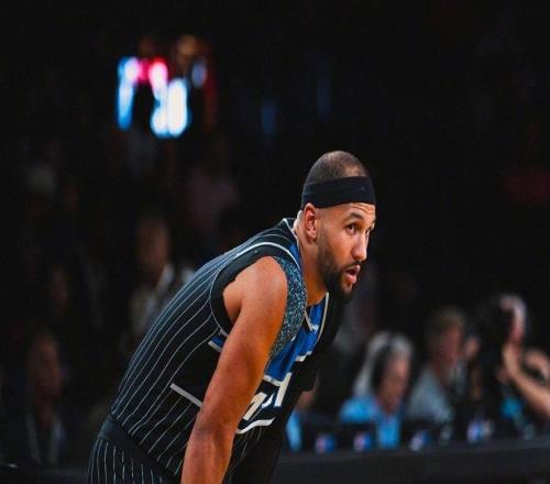 布伦森40分赛季得分新高，阿努诺比全能唐斯29+8，尼克斯力克魔术