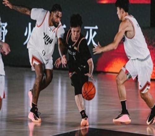 “火拼”草根篮球联赛全国总决赛落幕，NBA球星爱德华兹助力“篮球之夏”