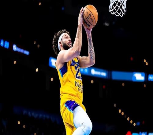 倒也不是没有亮点，只是湖人二队先发锋线还是没有找到三分手感