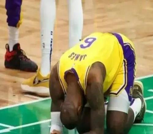 NBA一轮游和总决赛哪个输了更丢人