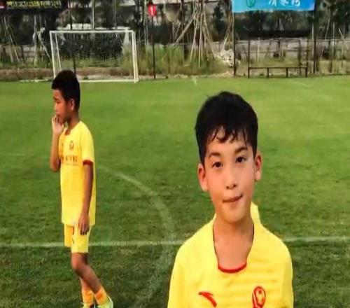 布尼亚明：永远热爱和感恩恒大足校，这十年是我最珍贵的时光