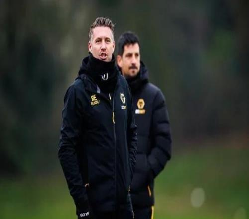 狼队主帅：切尔西在很多位置上拥有世界级球员