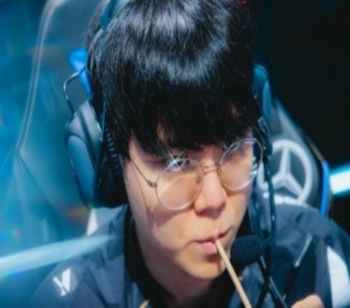 Cuzz：晋级决赛像梦一样我们一直在进步、团队配合特别好