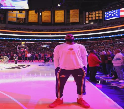 41岁生日快乐！勒布朗詹姆斯仍未被时光老人打倒