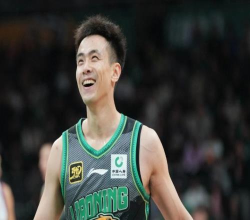 继张镇麟之后！辽宁又一当家球星被挖，再打一年都有望进NBA