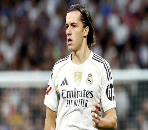 阿斯：卡雷拉斯已彻底失去了阿尔瓦罗的信任，不再是铁打主力