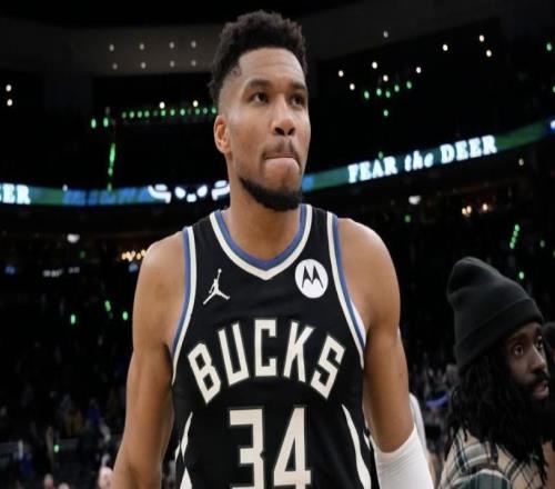 名记：若截止日前没能交易，雄鹿或在剩余赛季彻底雪藏字母哥