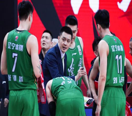 辽宁男篮超市开张送走张镇麟后，付豪也被摆上货架，场均11+5