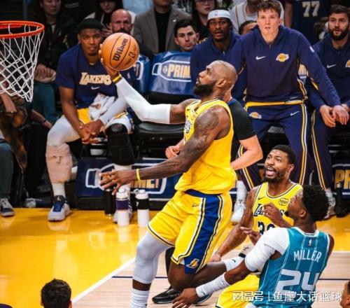 湖人117135黄蜂！斯玛特把话挑明，东契奇赛后表态也成重中之重