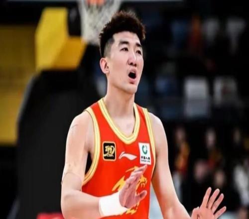 广厦2比0深圳后再迎利好！孙铭徽社媒报平安：卫冕冠军真要横扫了