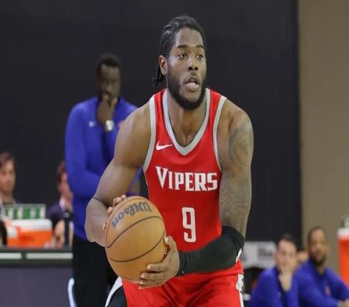 手感又回到了冰点，火箭二队锋线新秀的三分命中率也太不稳定了