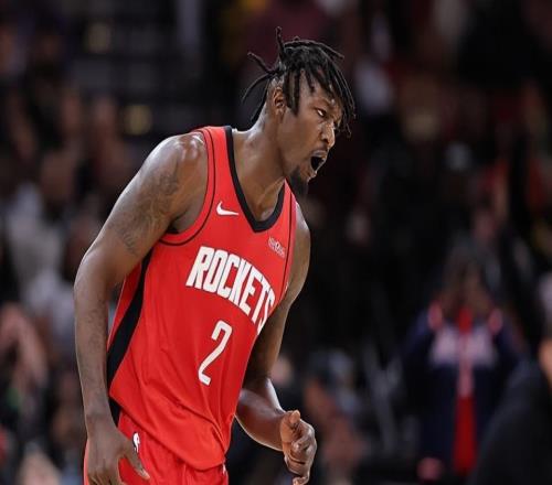 毕竟是去年夏天最重要的引援！锋线老将表现再差火箭都不会放弃他