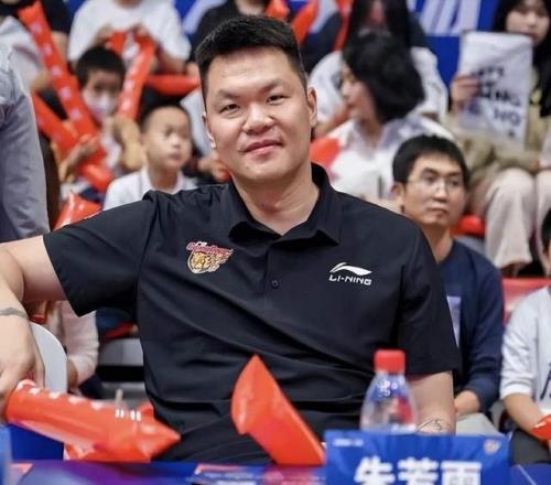 梳理CBA大交易脉络：广东花千万签陈国豪，尚未确定换来焦泊乔