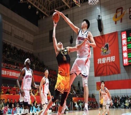 前行无畏丨CBA常规赛第四轮客场9386战胜江苏！徐昕创下生涯新高！！