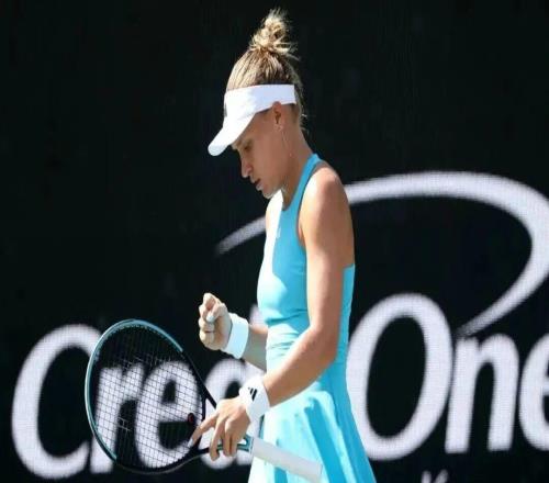 乌女将重挫凯斯突破美第一道防线，决赛挑战佩古拉能一黑到底