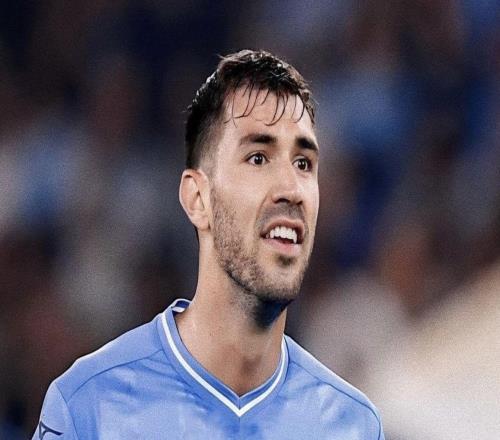 记者：罗马尼奥利想去萨德投靠曼奇尼，已向蓝鹰提出离队要求