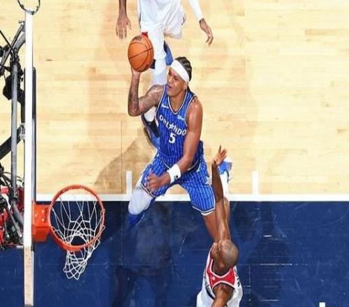 班凯罗28+11小瓦25+6魔术轻取奇才