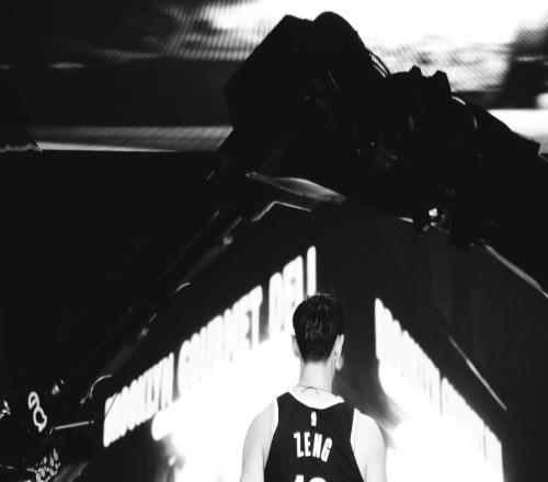 媒体人：篮网可能认为一场NBA级别的精彩比赛比象征意义更重要