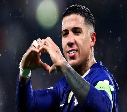 恩佐：曾亲自给凯塞多打过电话对此前“歧视”歌曲感到抱歉