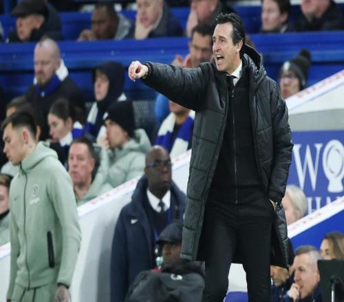 埃梅里神了：疯狂11连胜，大黑马冲击英超冠军，只比阿森纳少3分