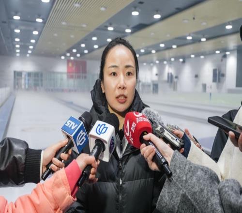 南方城市首次拥抱全国冰壶锦标赛，上海打造冰雪名片