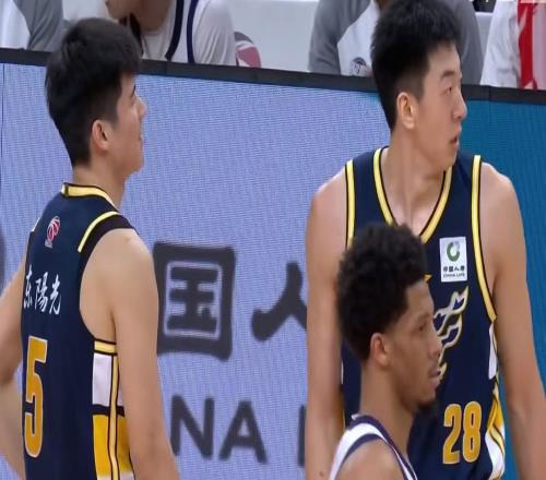 太适合广东队！CBA“最强状元”打成大腿，或被朱芳雨重金买断