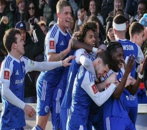 活久见！上一次出现这种局面还是清宣统元年，鲁尼弟弟率队创历史