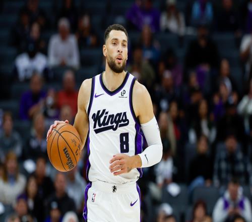 无奈空砍！拉文19中12得到30分3篮板3助攻