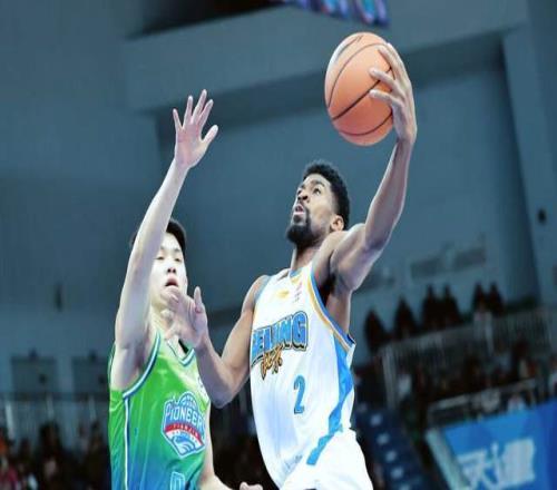 离队倒计时北京首钢水货外援第1阶段场均仅9分，许利民忍无可忍