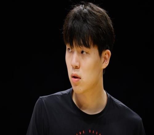 再下放！再召回！杨瀚森连续两场DNP释放3信号，球迷：太扎心了