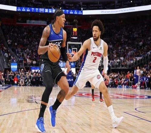 活塞险胜魔术追到23：坎宁安45分单节20分班凯罗45+9+7