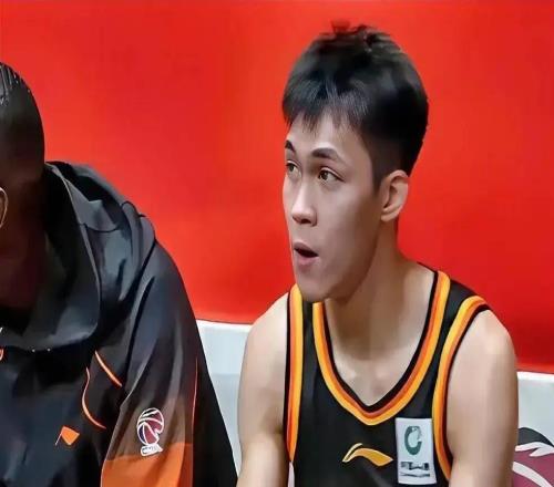 CBA排行榜：上海登第1广东跌至第3，辽篮未进前5，7连败球队诞生