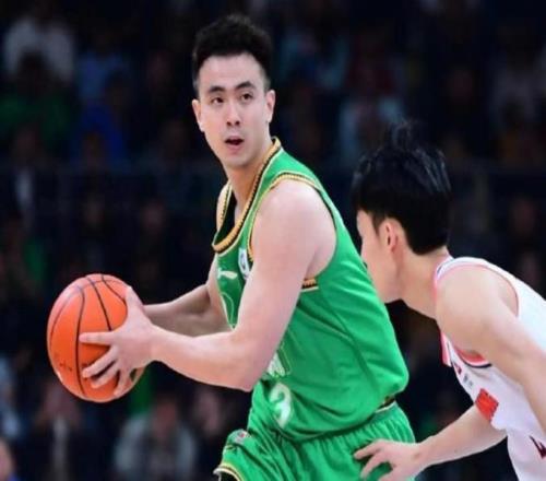 赵继伟复出，辽宁主场对阵新疆山东队8连胜升至第五