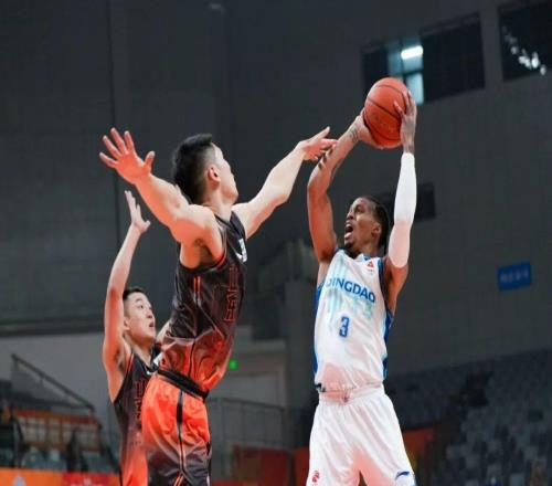 俱乐部杯赛小组赛收官！青岛崂山啤酒93100不敌山东高速