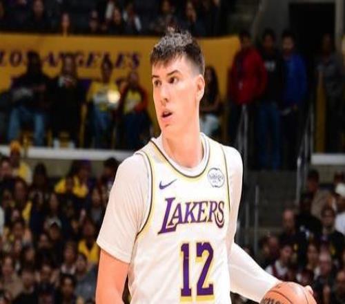 拉拉维亚：去年已经“复仇”过灰熊现在只是一场“普通的比赛”