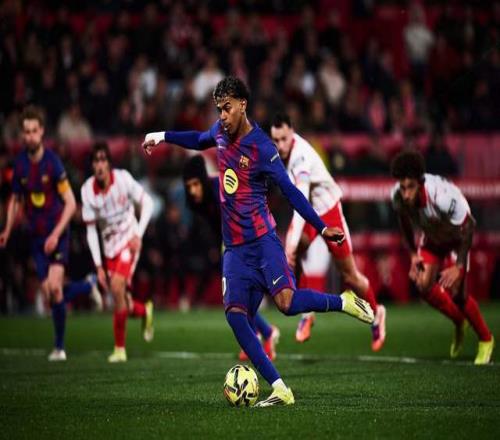 12！亚马尔错失点球+单刀，巴萨爆冷苦吞2连败，皇马夺回榜首