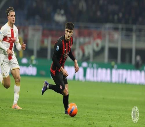 数据丨上一位做到的米兰球员是小贝